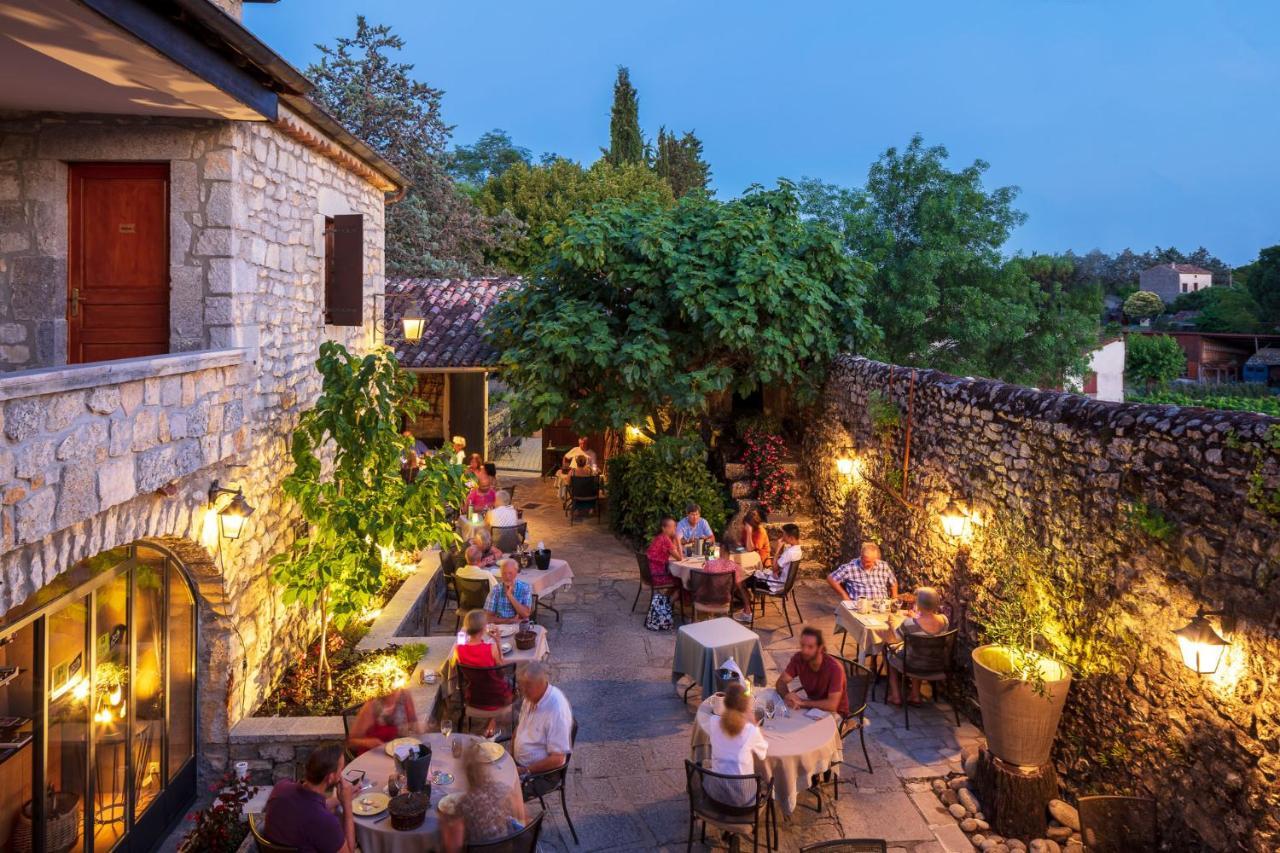 Logis Auberge Les Murets Hotel Restaurant Spa Chandolas Экстерьер фото