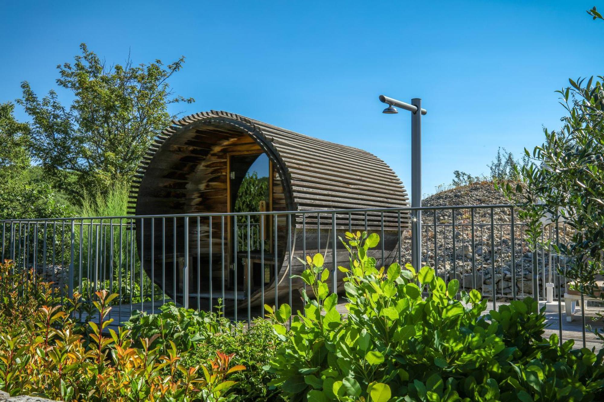 Logis Auberge Les Murets Hotel Restaurant Spa Chandolas Экстерьер фото