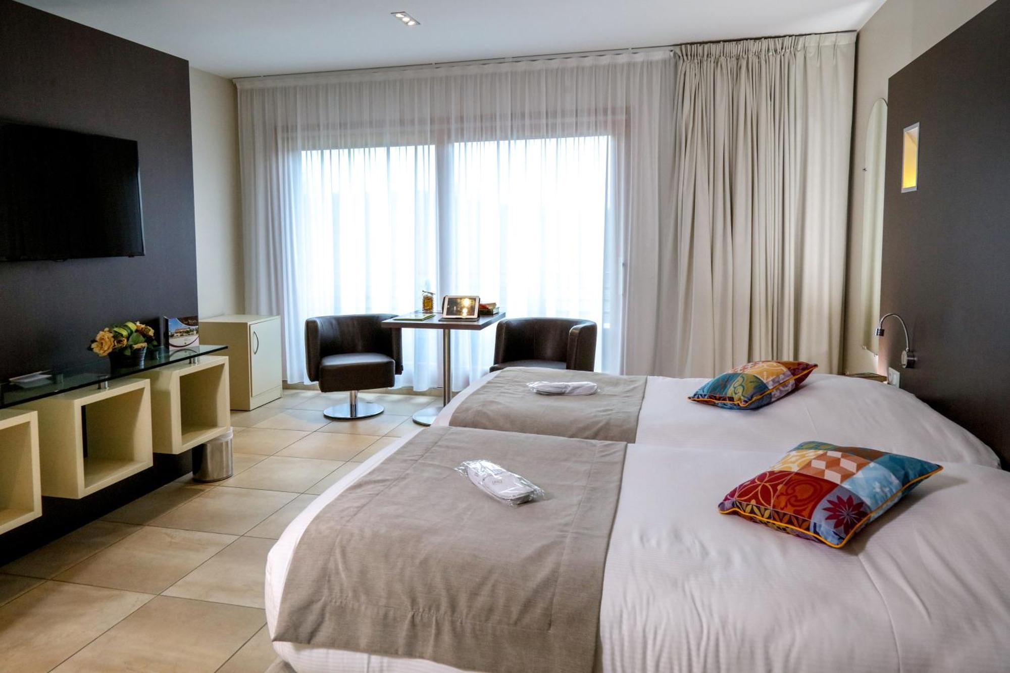Logis Auberge Les Murets Hotel Restaurant Spa Chandolas Экстерьер фото
