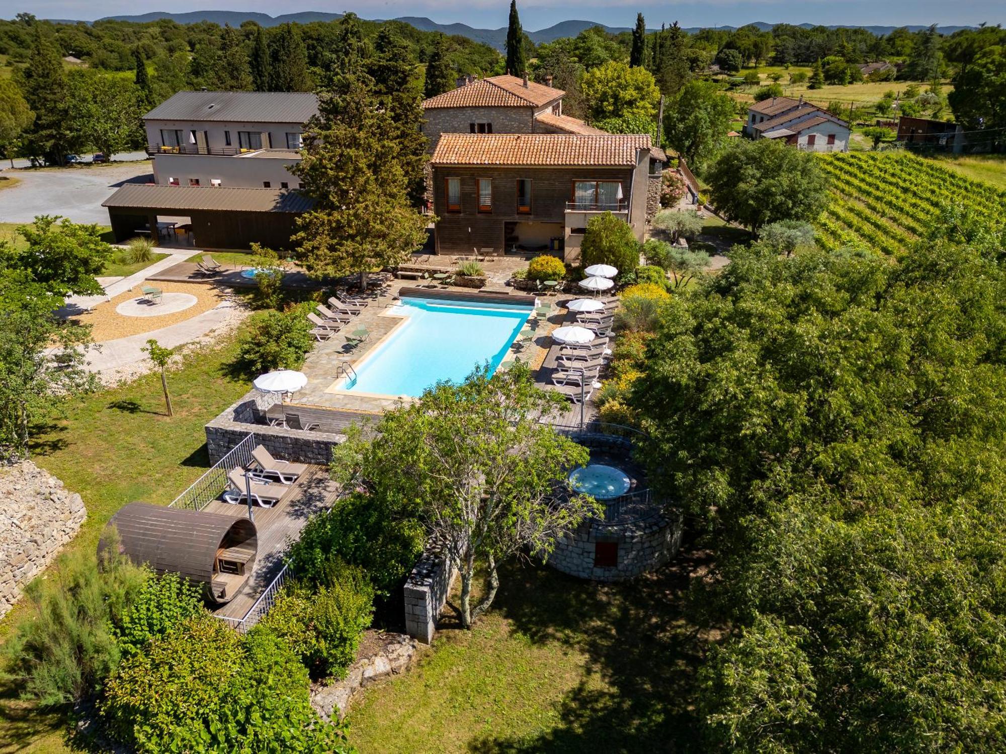 Logis Auberge Les Murets Hotel Restaurant Spa Chandolas Экстерьер фото